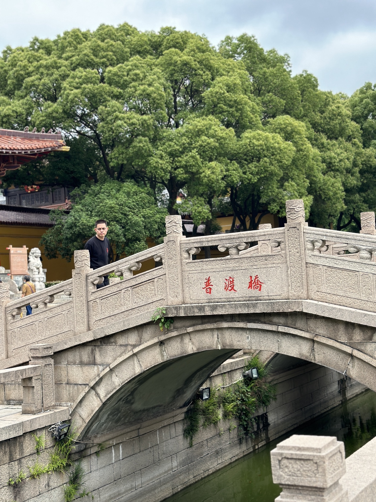 无锡灵山大佛的普度桥